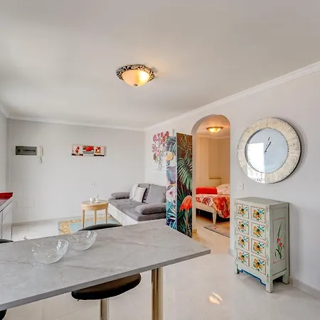 Villa Marina Luxury Sea View Private Pool & Garden - *