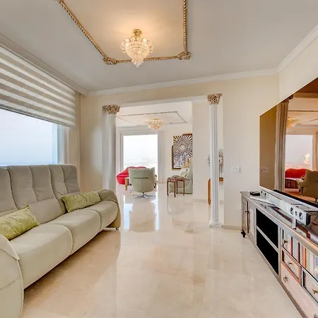 别墅 Marina Luxury Sea View Private Pool & Garden -