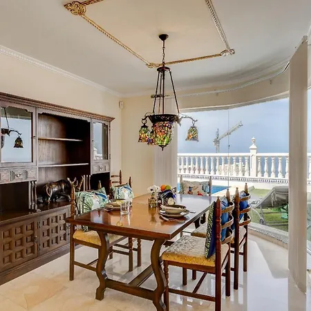 Marina Luxury Sea View Private Pool & Garden - * 阿德耶